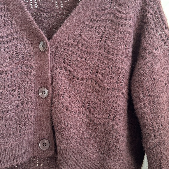 Cropped sweater - Picture 2 of 3